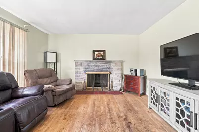 2700 Sarah Street, Franklin Park, IL 60131 - Photo 5