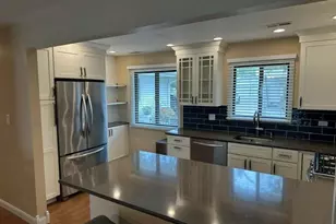1104 Taunton Ct, Schaumburg, IL 60193 - Photo 5