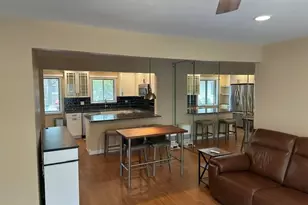 1104 Taunton Ct, Schaumburg, IL 60193 - Photo 9