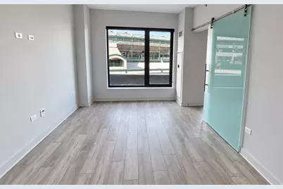 1025 W Addison Street #825C, Chicago, IL 60613 - Photo 3