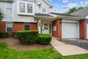 1727 W Hawkes St, Arlington Heights, IL 60004 - Photo 1