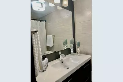 5445 N Sheridan Road #2510, Chicago, IL 60640 - Photo 13