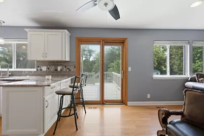 691 Thorsen Lane, Batavia, IL 60510 - Photo 9