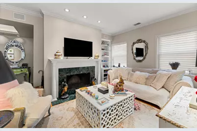 832 W Gunnison Street #2S, Chicago, IL 60640 - Photo 7