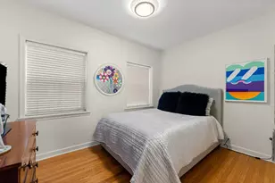 832 W Gunnison St, Chicago, IL 60640 - Photo 17