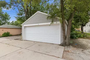 1226 Circle Ave, Forest Park, IL 60130 - Photo 5