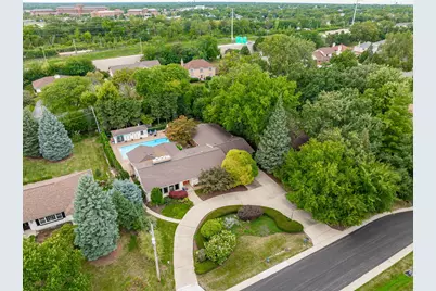 12 Meadowood Drive, Oak Brook, IL 60523 - Photo 73