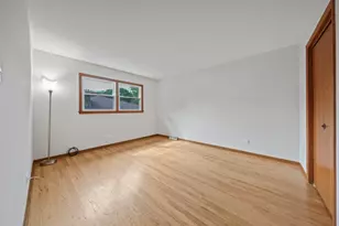 1617 Holly Ave, Darien, IL 60561 - Photo 13