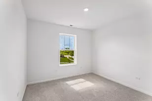 691 Cassia Ct, Crystal Lake, IL 60012 - Photo 27