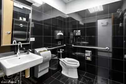 2734 N Lincoln Avenue #1, Chicago, IL 60614 - Photo 9