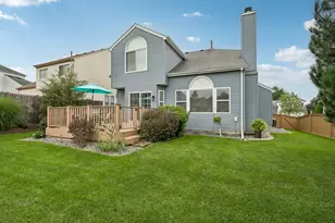 32 E Dahlia Ln, Round Lake Beach, IL 60073 - Photo 23