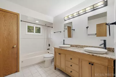 28W041 Elm Drive, West Chicago, IL 60185 - Photo 11