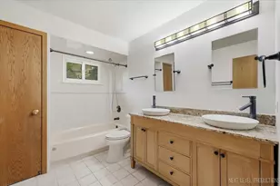 28W041 Elm Dr, West Chicago, IL 60185 - Photo 11