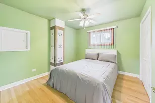442 Gaylin Ct, Bensenville, IL 60106 - Photo 25