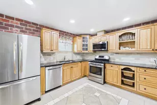 442 Gaylin Ct, Bensenville, IL 60106 - Photo 11