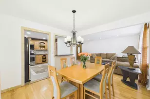 442 Gaylin Ct, Bensenville, IL 60106 - Photo 9