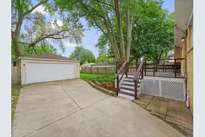 579 Dawes Avenue, Glen Ellyn, IL 60137 - Photo 31