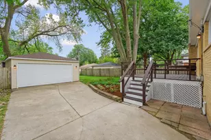 579 Dawes Ave, Glen Ellyn, IL 60137 - Photo 31