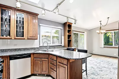 34679 N Hiawatha Trail, McHenry, IL 60051 - Photo 9