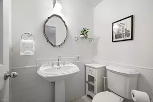 2520 W Medill Ave, Chicago, IL 60647 - Photo 15