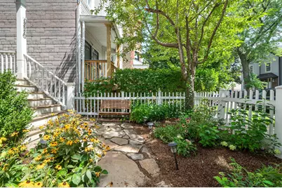 2520 W Medill Avenue, Chicago, IL 60647 - Photo 3