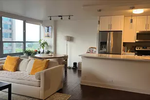3550 N Lake Shore Dr, Chicago, IL 60657 - Photo 3
