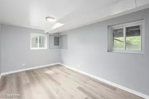 7208 Sprucewood Ave, Woodridge, IL 60517 - Photo 21