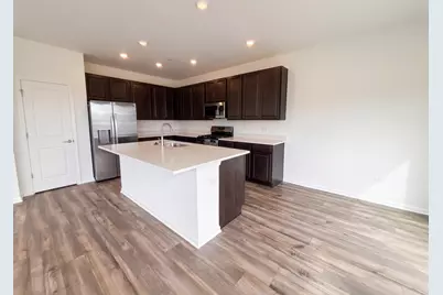 643 Cassia Court, Crystal Lake, IL 60012 - Photo 3