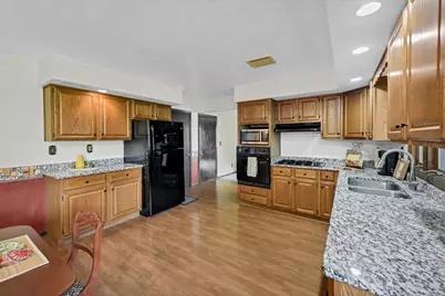 3932 Lemans Drive, Rockford, IL 61101 - Photo 9