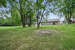 1232 Lakewood Dr, Somonauk, IL 60552 - Photo 23