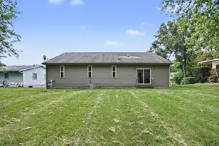 1232 Lakewood Dr, Somonauk, IL 60552 - Photo 21