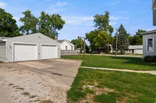626 E Howard St, Pontiac, IL 61764 - Photo 61