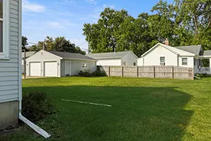 626 E Howard St, Pontiac, IL 61764 - Photo 55