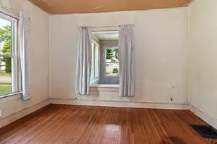 626 E Howard St, Pontiac, IL 61764 - Photo 13