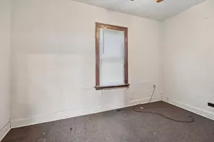 8918 S Woodlawn Ave, Chicago, IL 60619 - Photo 7