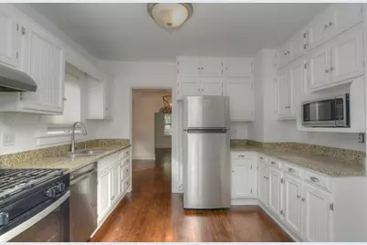 724 S 5th Street, Saint Charles, IL 60174 - Photo 13