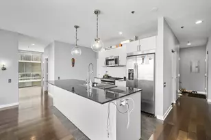 653 N Kingsbury St, Chicago, IL 60654 - Photo 17