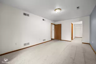 2417 Par Four Ct, Joliet, IL 60436 - Photo 17