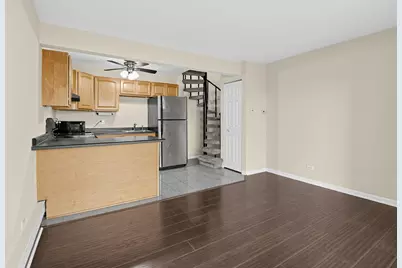 20 Saint Thomas Colony Street #5, Fox Lake, IL 60020 - Photo 5
