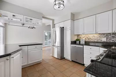 248 E Schick Road, Bloomingdale, IL 60108 - Photo 11