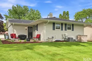 2321 Carriage Ln, Lindenhurst, IL 60046 - Photo 25