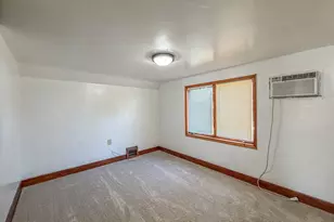 417 W Garfield Ave, Cissna Park, IL 60924 - Photo 23