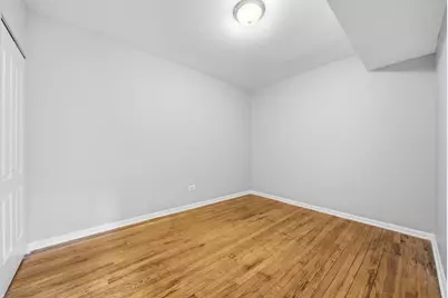 7949 S Marquette Avenue, Chicago, IL 60617 - Photo 27