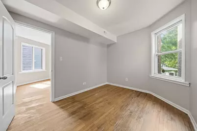 7949 S Marquette Avenue, Chicago, IL 60617 - Photo 33