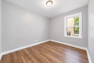 7949 S Marquette Ave, Chicago, IL 60617 - Photo 37