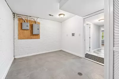 7949 S Marquette Avenue, Chicago, IL 60617 - Photo 39