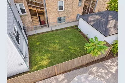 7949 S Marquette Avenue, Chicago, IL 60617 - Photo 21