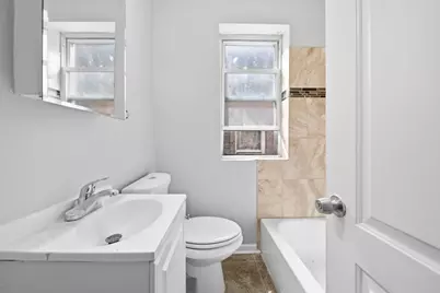 7949 S Marquette Avenue, Chicago, IL 60617 - Photo 13