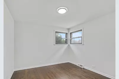 10816 Fletcher Avenue, Melrose Park, IL 60164 - Photo 15