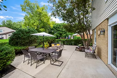 3014 N Dryden Place, Arlington Heights, IL 60004 - Photo 17